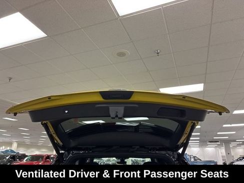 Used 2023 Chevrolet Blazer RS w/ Driver Confidence II Package AWD/4WD image 17