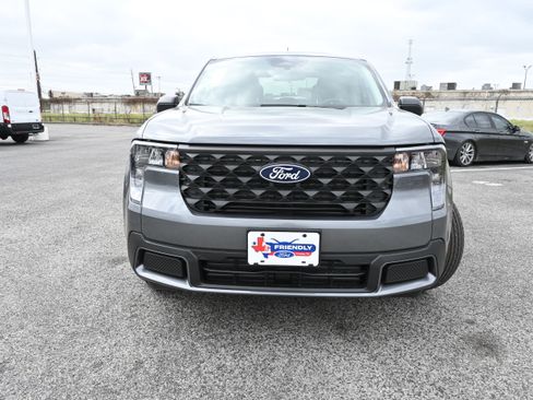 New 2026 Ford Maverick XLT image 9