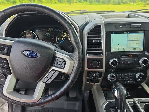 Used 2016 Ford F150 Lariat w/ Equipment Group 502A Luxury AWD/4WD image 14