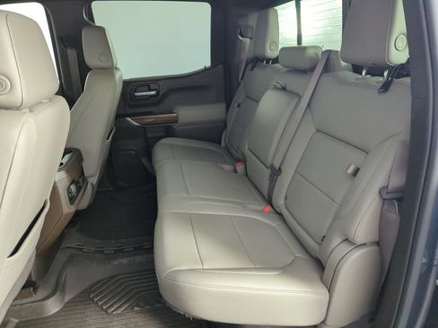 Used 2021 Chevrolet Silverado 1500 LT Trail Boss w/ Convenience Package II AWD/4WD image 28