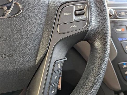 Used 2018 Hyundai Santa Fe Sport FWD image 13