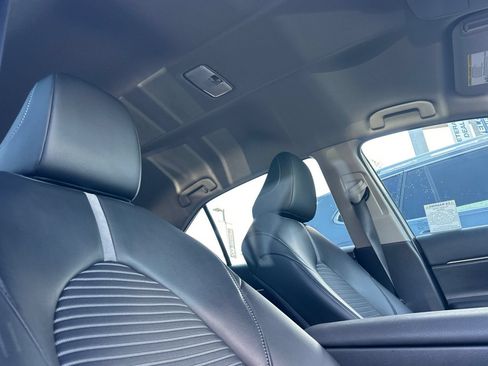 Used 2024 Toyota Camry SE FWD image 16