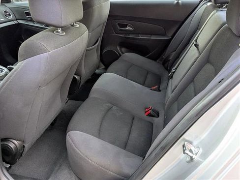 Used 2016 Chevrolet Cruze LT image 17