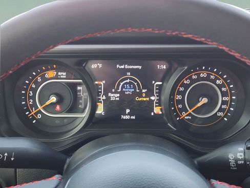 Used 2024 Jeep Wrangler Unlimited Rubicon image 10