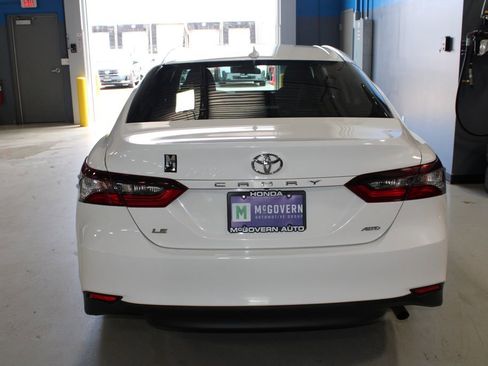 Used 2022 Toyota Camry LE AWD/4WD image 34