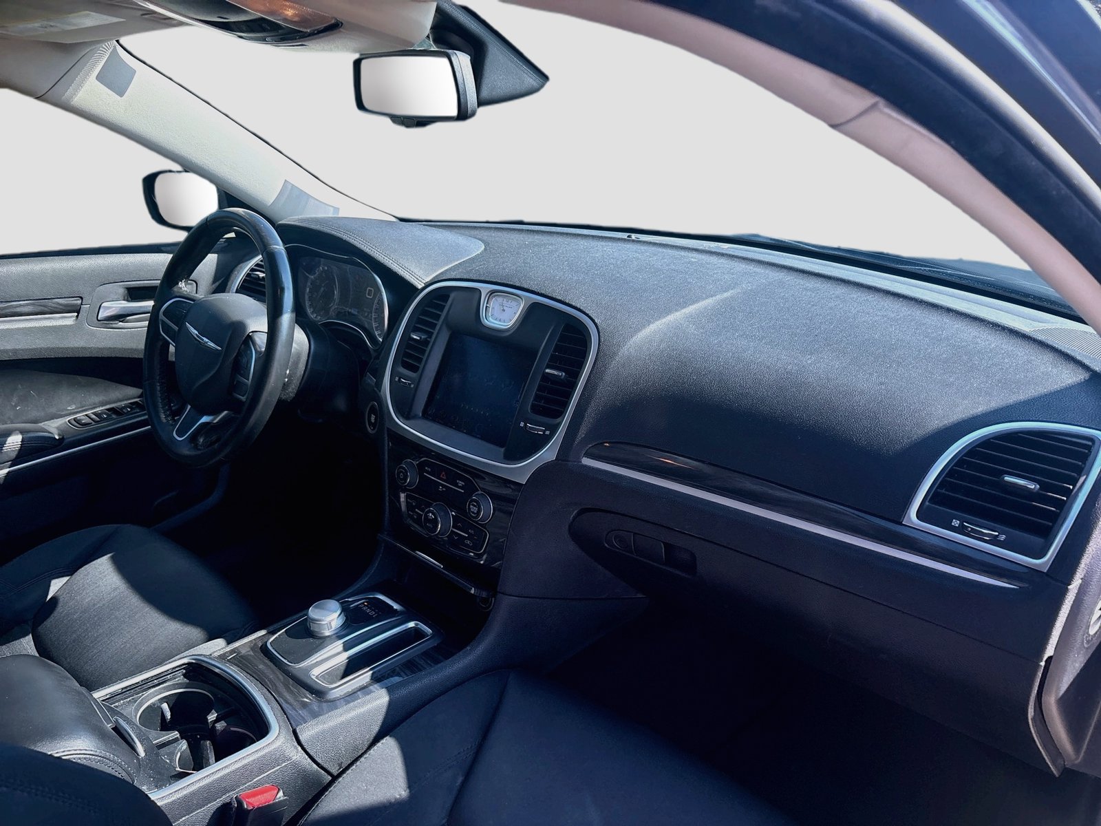 Used 2019 Chrysler 300 Touring w/ Chrome Appearance Package RWD image 26
