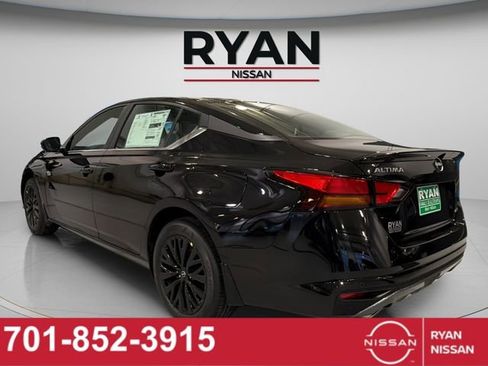 New 2026 Nissan Altima 2.5 SV w/ SV Special Edition Package AWD/4WD image 15