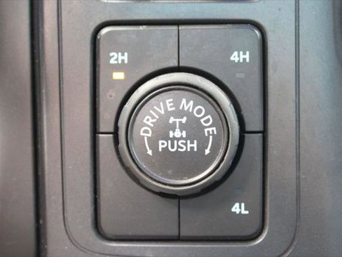 Used 2021 Ford F150 4x4 SuperCrew image 25