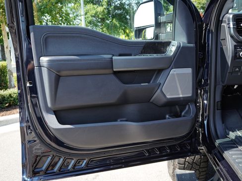 Used 2024 Ford F250 Lariat w/ Lariat Ultimate Package AWD/4WD image 14
