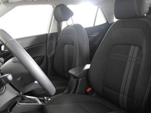 Certified 2026 Hyundai Venue SEL FWD image 18