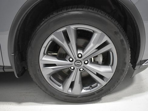 Certified 2024 Nissan Murano Platinum w/ Cargo Package AWD/4WD image 10