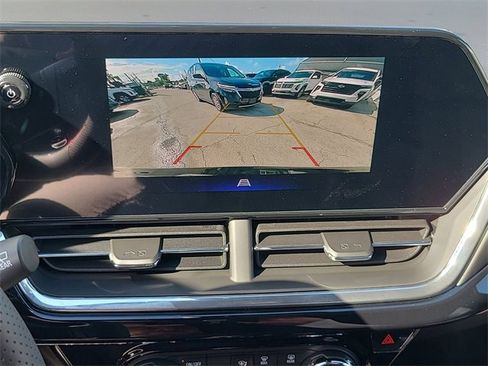 New 2026 Chevrolet Trax RS w/ Driver Confidence Package image 31