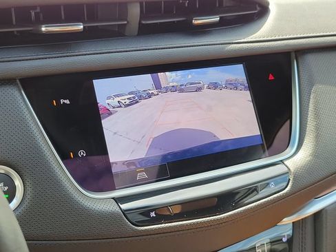 Used 2024 Cadillac XT5 Premium Luxury FWD image 30