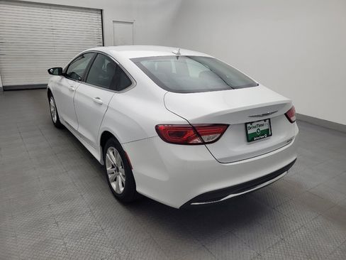 Used 2016 Chrysler 200 Limited w/ Anniversary Edition FWD image 5