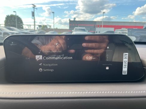 Certified 2025 MAZDA CX-30 AWD 2.5 S w/ Premium Package image 21