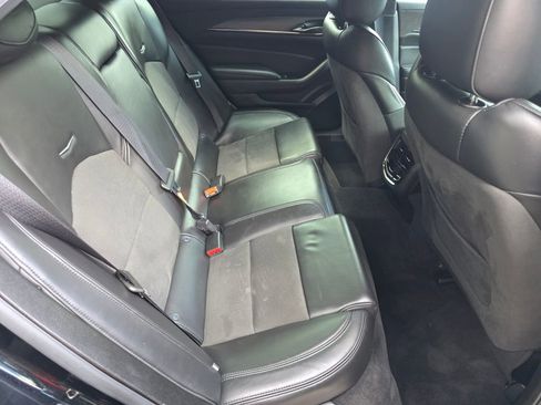 Used 2019 Cadillac CTS V w/ Luxury Package RWD image 24