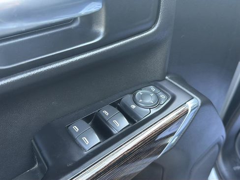 Used 2019 GMC Sierra 1500 SLE w/ SLE Value Package AWD/4WD image 14