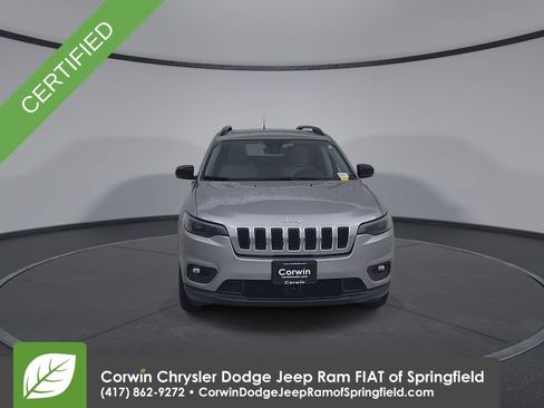 Used 2022 Jeep Cherokee Latitude Lux w/ Sun & Sound Group AWD/4WD image 5