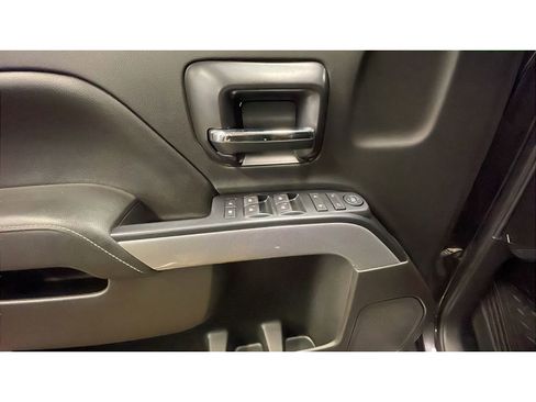Used 2015 Chevrolet Silverado 2500 LT w/ LT Convenience Package image 9