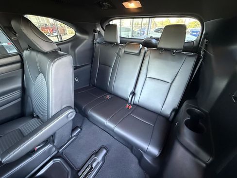 Used 2025 Toyota Highlander XSE image 40