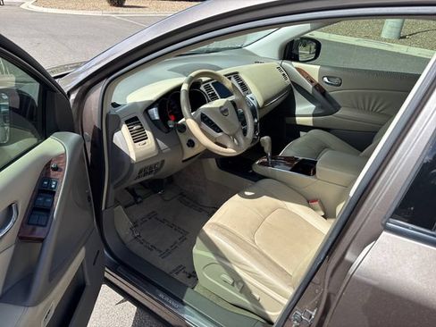 Used 2010 Nissan Murano LE w/ Navigation Pkg AWD/4WD image 13