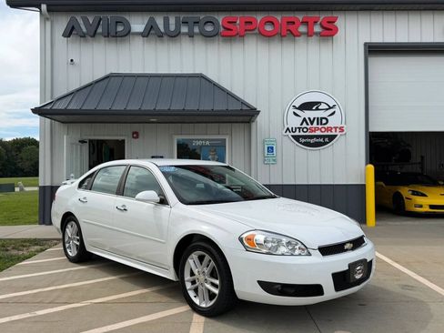 Used 2012 Chevrolet Impala LTZ FWD image 2