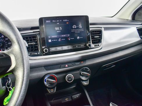 Used 2023 Kia Rio LX image 15