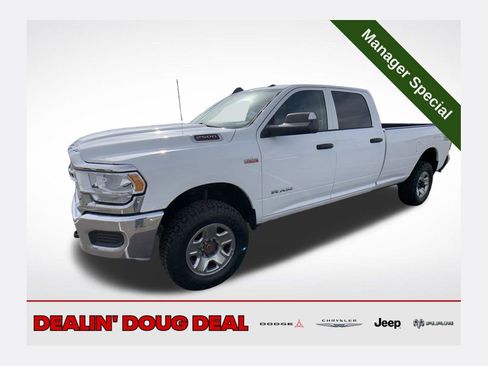 Used 2020 RAM 2500 Tradesman w/ Chrome Appearance Group AWD/4WD image 1