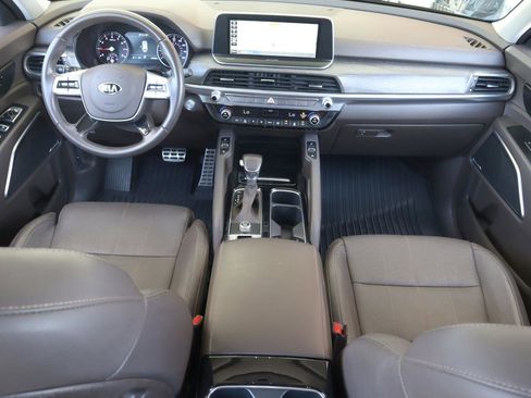 Used 2020 Kia Telluride SX FWD image 16