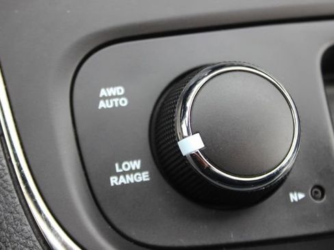 Used 2020 Dodge Durango R/T w/ Blacktop Package AWD/4WD image 11