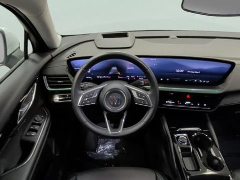 Used 2025 Buick Envision Preferred AWD/4WD image 13