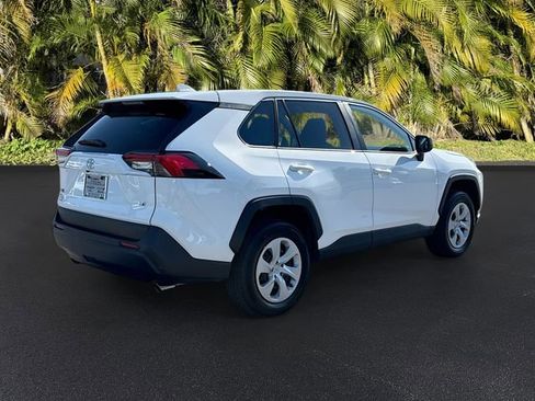 Used 2025 Toyota RAV4 LE FWD image 5