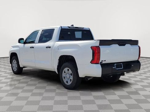 Used 2025 Toyota Tundra SR w/ SR Tow Package AWD/4WD image 4