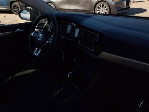 Used 2021 Volkswagen Jetta S image 22