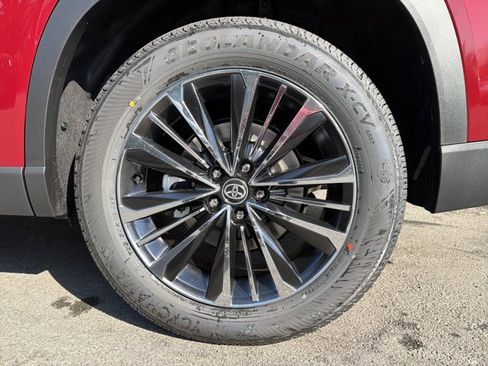 New 2026 Toyota Grand Highlander AWD Hybrid image 9