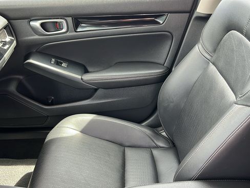 Used 2024 Honda Civic Touring image 18