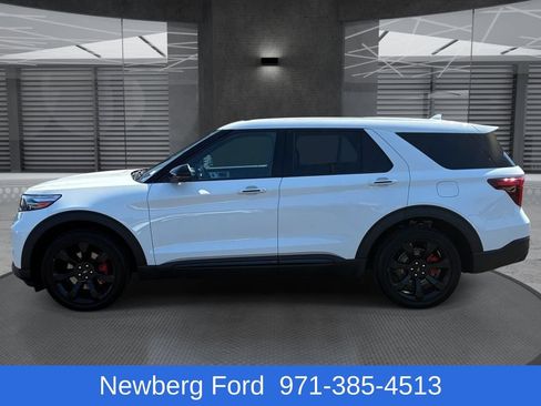 Used 2021 Ford Explorer ST w/ ST Street Pack AWD/4WD image 8