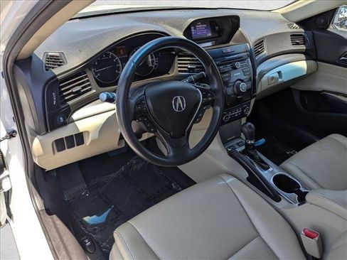 Used 2014 Acura ILX w/ Premium Package FWD image 10
