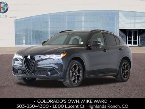New 2025 Alfa Romeo Stelvio Sprint image 1