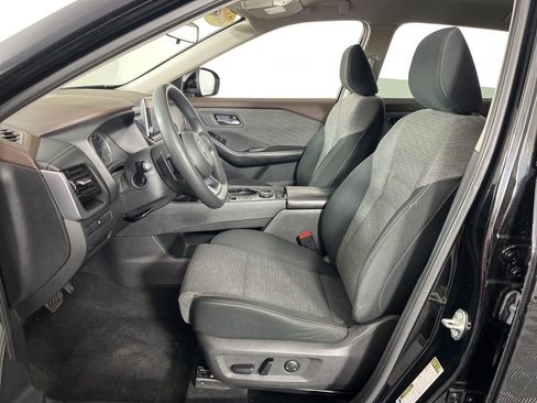 Used 2021 Nissan Rogue SV image 21