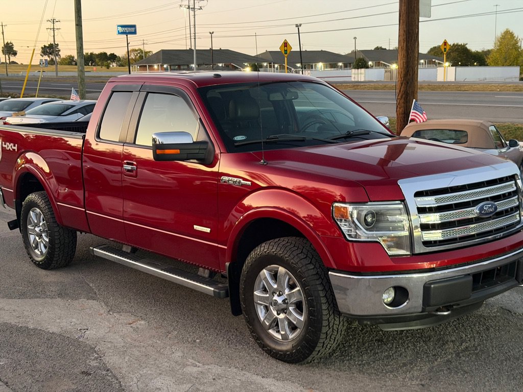 Used 2014 Ford F150 Lariat w/ Equipment Group 502A Luxury AWD/4WD image 3