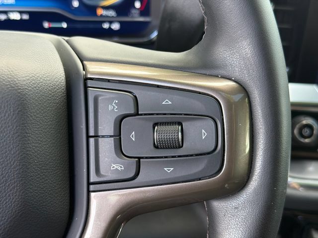 Used 2024 Chevrolet Silverado 2500 High Country w/ High Country Premium Package AWD/4WD image 25