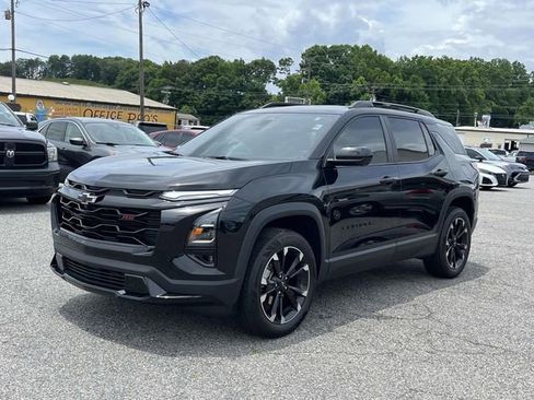 Used 2025 Chevrolet Equinox RS w/ Safety and Technology Package FWD image 9