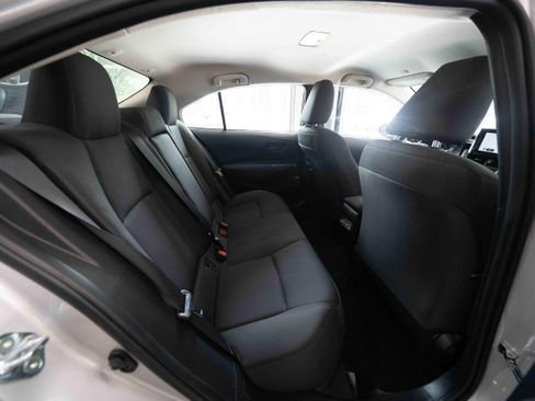 Used 2025 Toyota Corolla LE FWD image 24