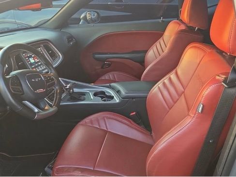 Used 2019 Dodge Challenger SRT Hellcat w/ Laguna Leather Package RWD image 11