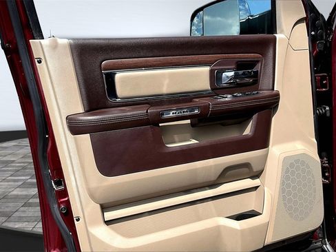 Used 2016 RAM 3500 Laramie image 24