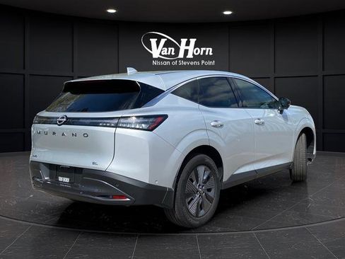 Used 2025 Nissan Murano SL AWD/4WD image 7