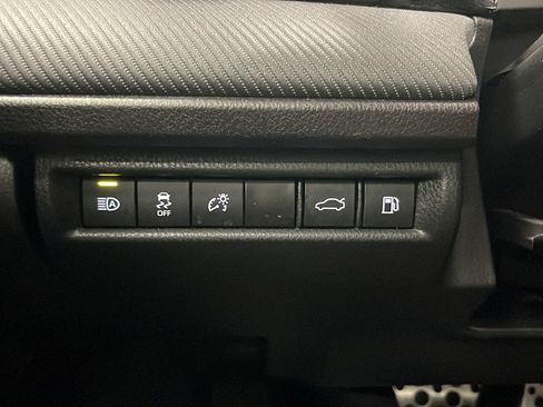 Used 2025 Toyota Camry SE w/ Convenience Package AWD/4WD image 30
