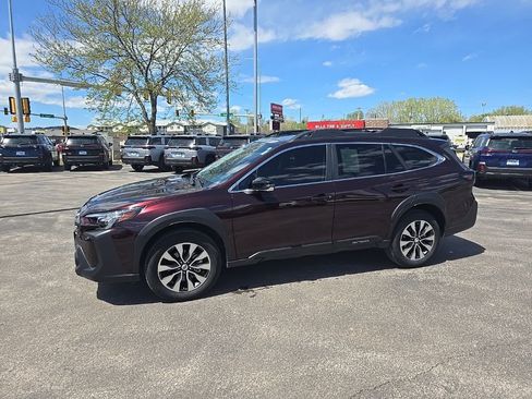Certified 2024 Subaru Outback Limited XT AWD/4WD image 4