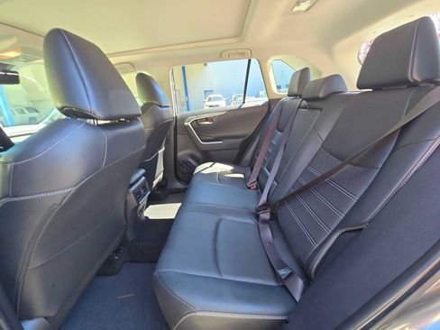 Used 2019 Toyota RAV4 Limited w/ Advanced Technology Package AWD/4WD image 16